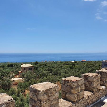 Stoupa Mani Tower Apartment Bagian luar foto