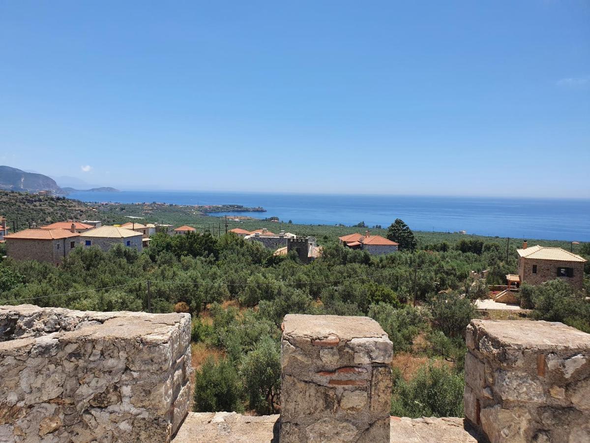 Stoupa Mani Tower Apartment Bagian luar foto