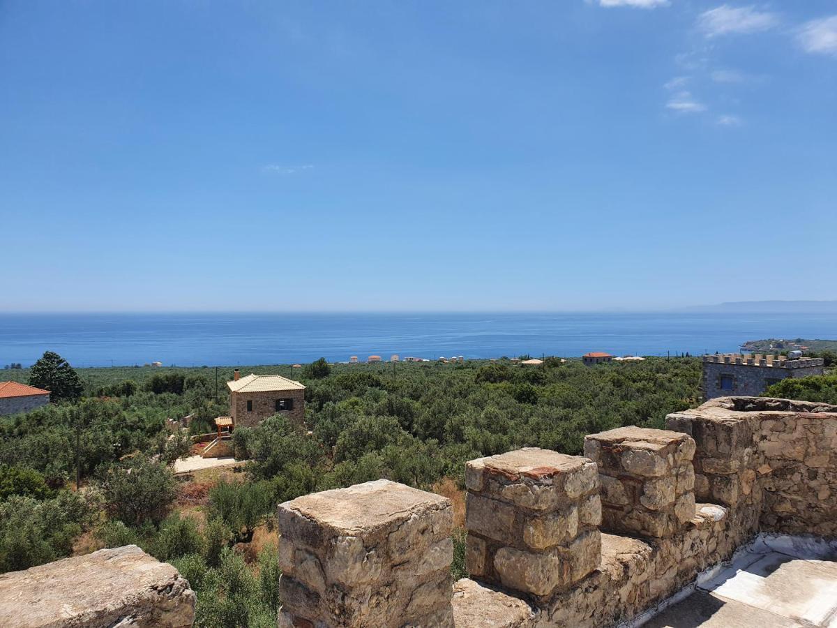 Stoupa Mani Tower Apartment Bagian luar foto